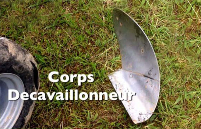 Corps décavaillonneur, ensemble soc + versoir.